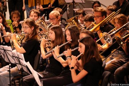 Koncert orkestrov in pevskega zbora Glasbene šole Kamnik  (33)